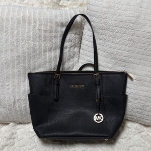 Michael Kors Black Leather Saffiano Leather Jet Set Tote
